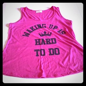 I am sell a tank top that only has been worn once